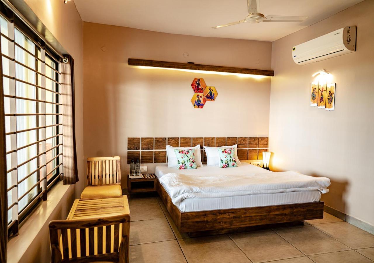 The Satpura Panchtatva Villa Khāpa Екстериор снимка